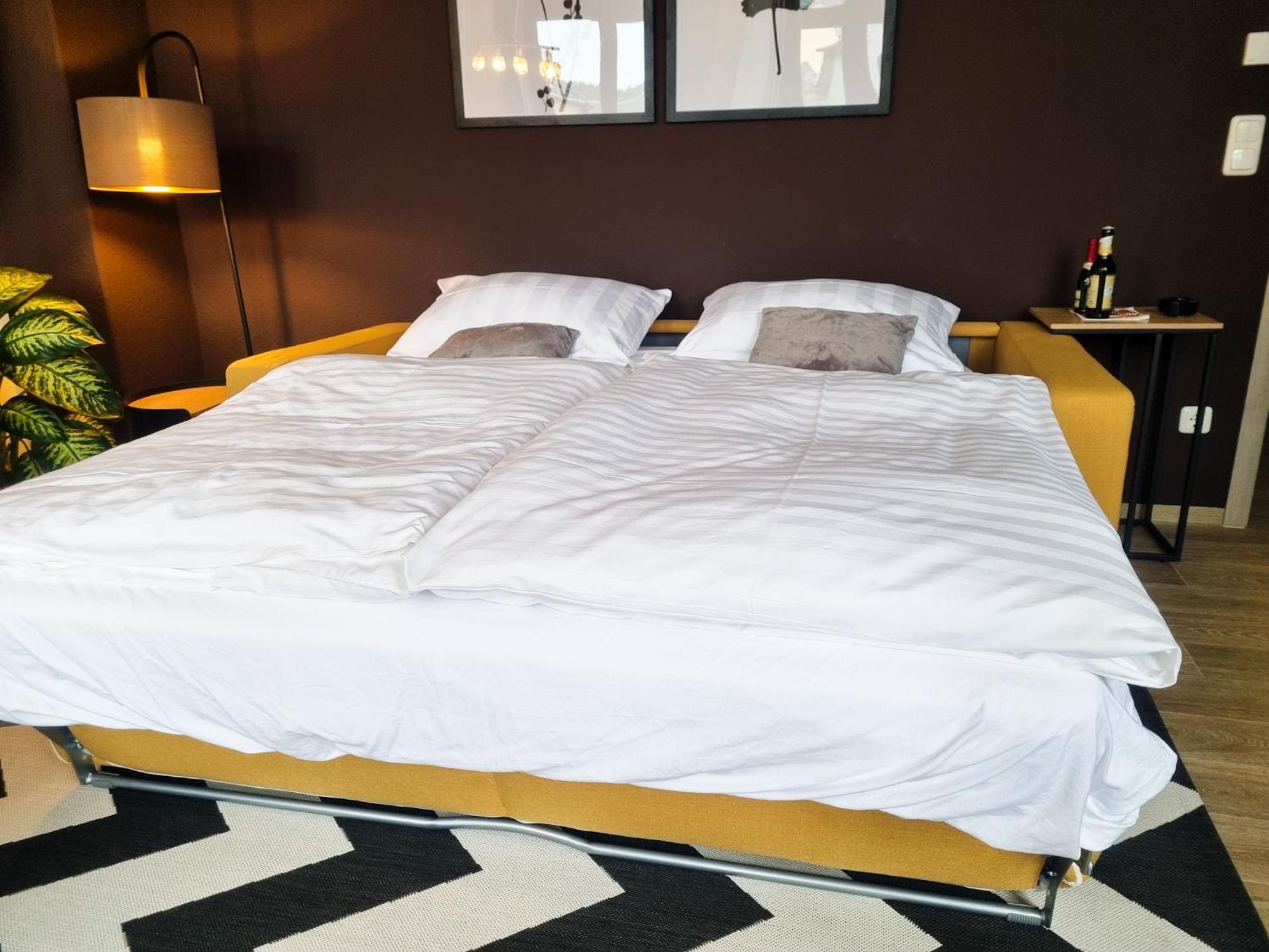 Maremar - Design Maisonette Altstadt - 4 Pers - 57Qm - Luxus Boxspringbett - Kueche - Arbeitsplatz - Privater Parkplatz Greiz Exterior photo